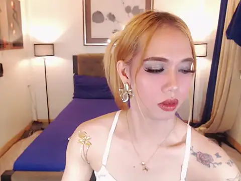 PreciousAmore webcam