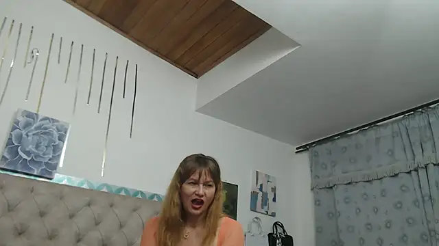 Victoriacoperino webcam