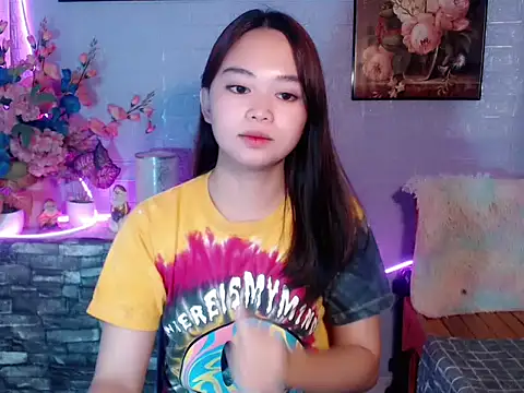 lustfullakim webcam