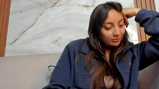 LilyGarcia webcam