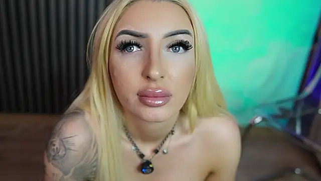 MissObsidian webcam