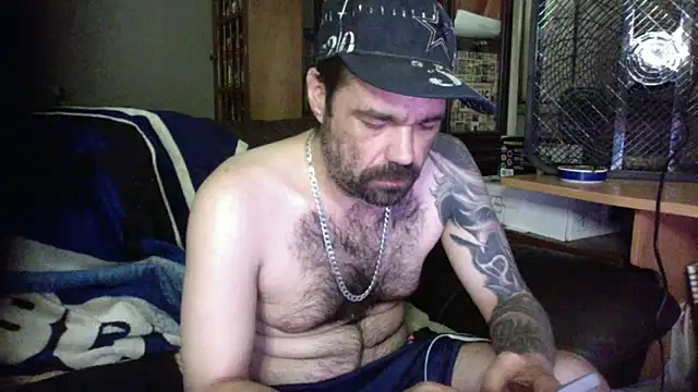 KinkyTOMan webcam