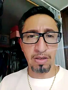 velvetblackcock webcam