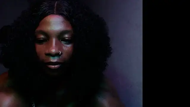 Pussyxxjuicyx1 webcam
