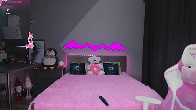 Maggie_Moore webcam