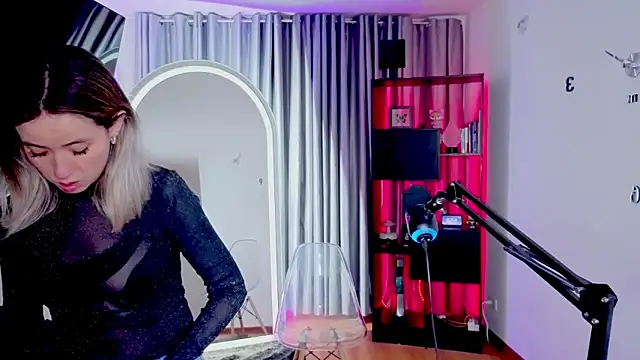 Nicky_sexfire webcam