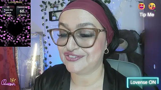 Gia_Nahomi webcam