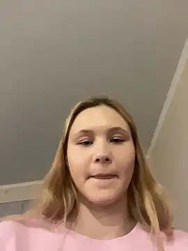 AmeliRoyse webcam