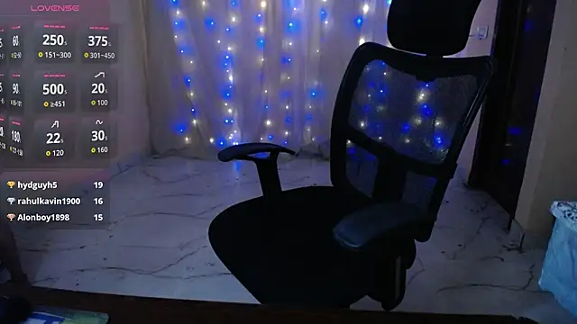 NAUGHTY_Niya webcam