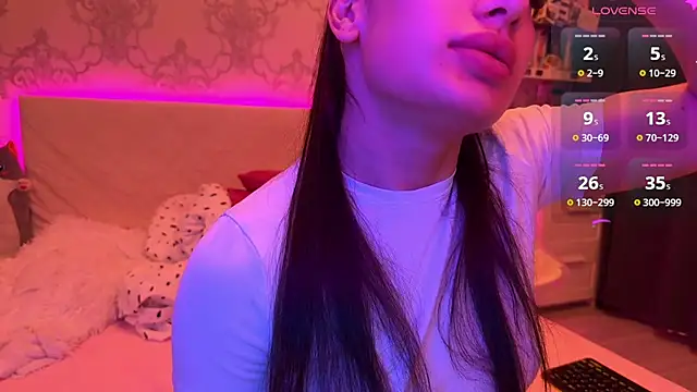 MyNaomi webcam