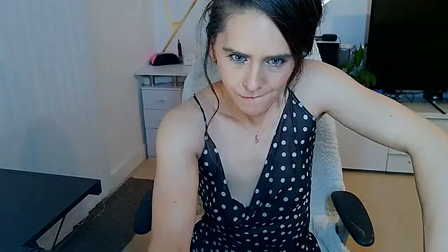 khalessi13 webcam