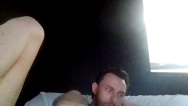 Cloudyydayzz webcam