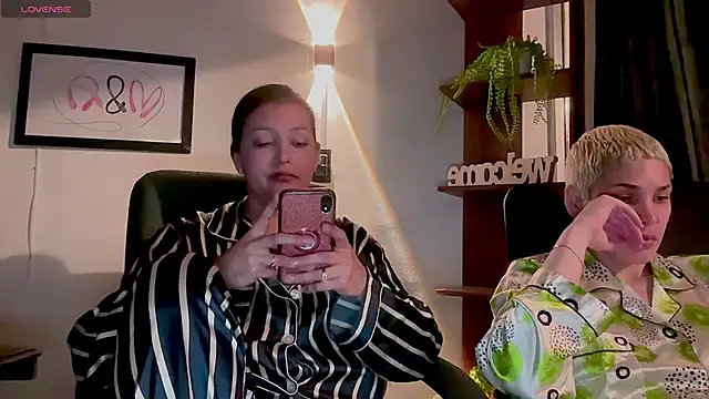 MarcellaGriffin webcam