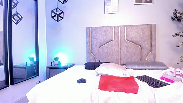 miaakittyy live cam on StripChat