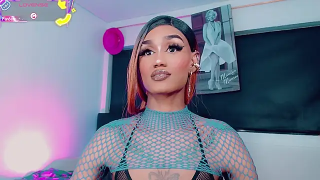 Kendall_hornyy live cam on StripChat