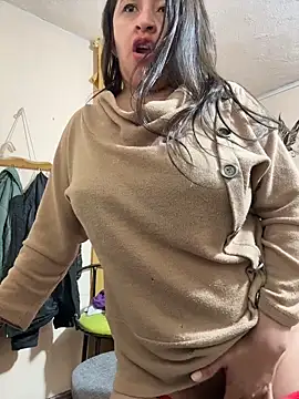 latinfemale webcam