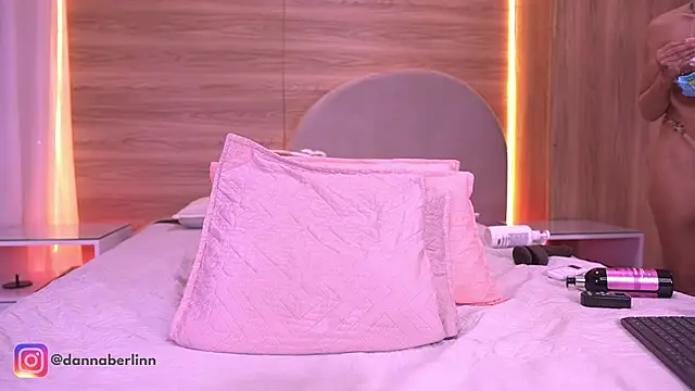 danna_berlin_ webcam