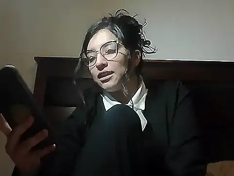 creepyh0e_ webcam