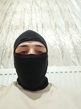 Uguli282 webcam