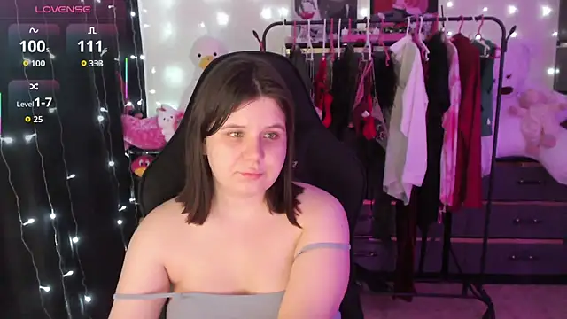AmyVibess webcam