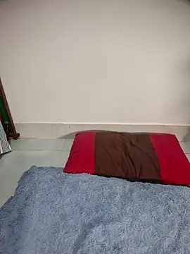 naughtyjaanu webcam