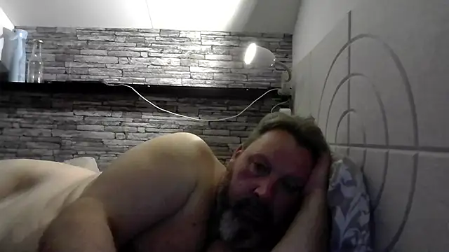 BigMan738@xh webcam