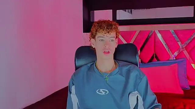 nova_salvatore webcam