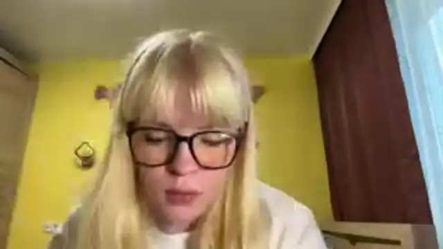 LeslyKelly webcam