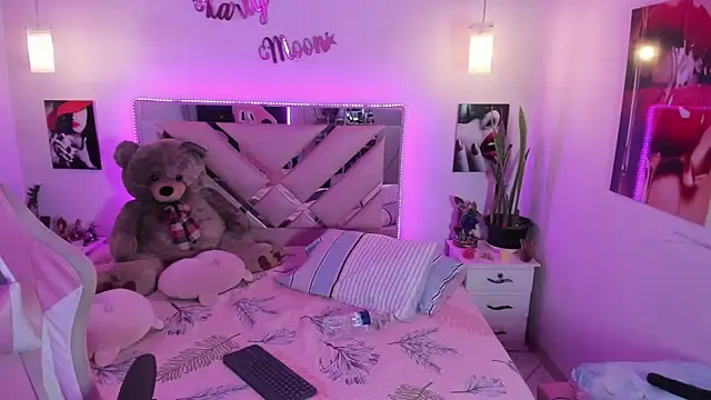 Karly_moon webcam