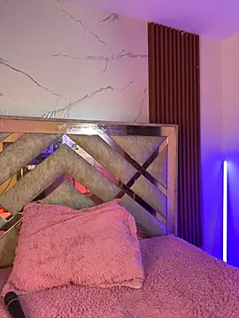 Kendy_Wilkinson live cam on StripChat