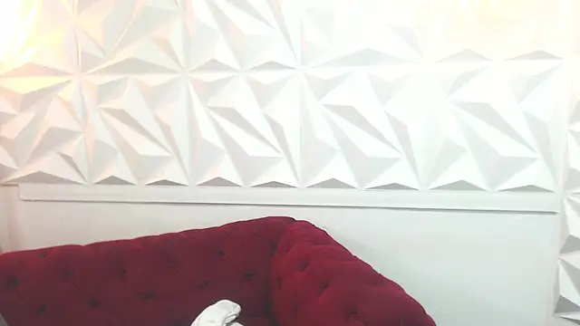 vanessarodriguez69 live cam on StripChat