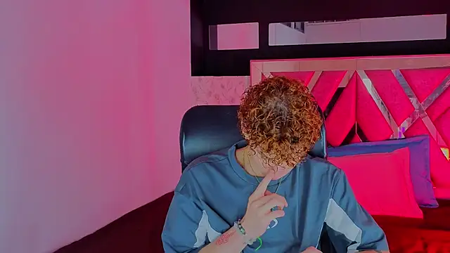 nova_salvatore webcam