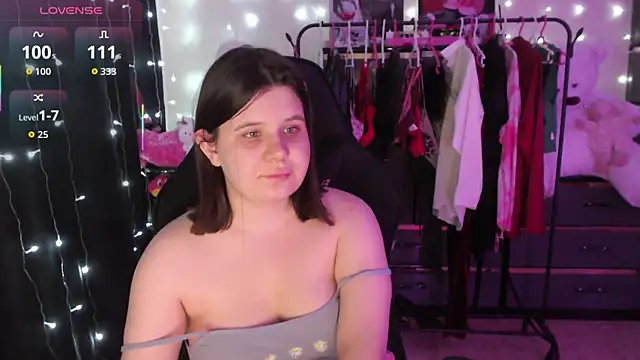 AmyVibess webcam