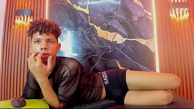 Amers_bigcock webcam
