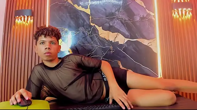 Amers_bigcock webcam
