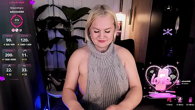 YolandaKiss webcam