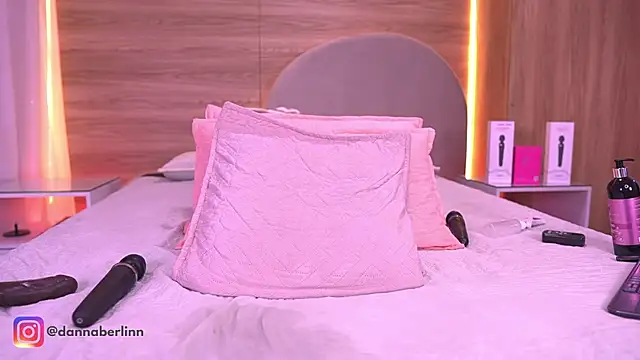 danna_berlin_ webcam