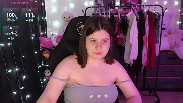 AmyVibess webcam