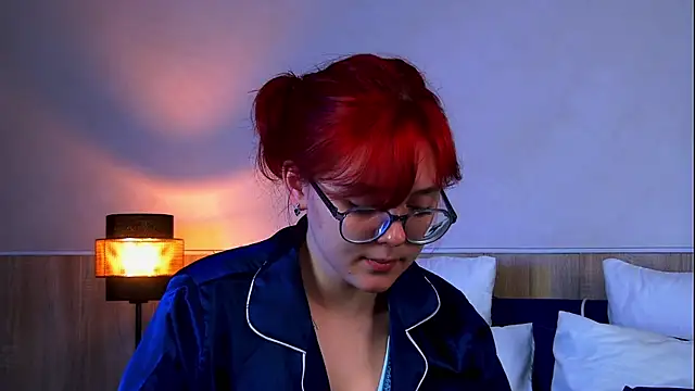 nora__ray - Nora__Ray's free webcam - UK Sex Cams