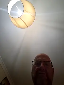 Scoobeysnacks webcam