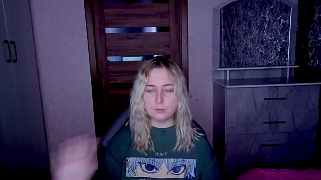 Kristy-Max webcam