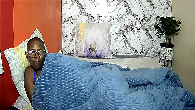 SexyCurves9 webcam