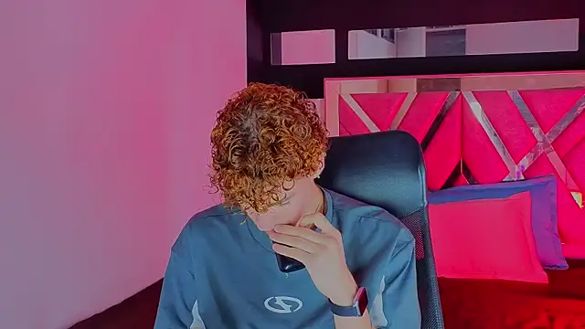 nova_salvatore webcam