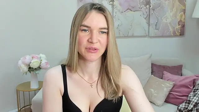 RoxyReignn webcam
