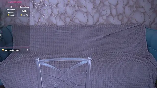 AlesiaDessmond webcam