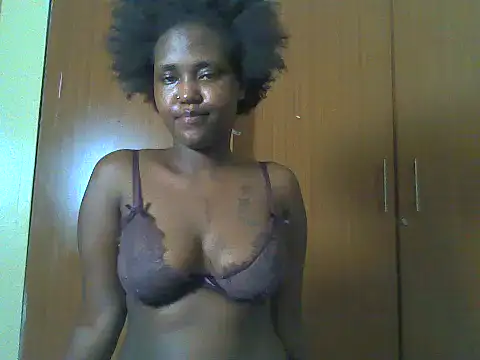 Sexydolly16 webcam