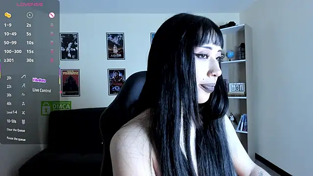 Ravenelle_ webcam