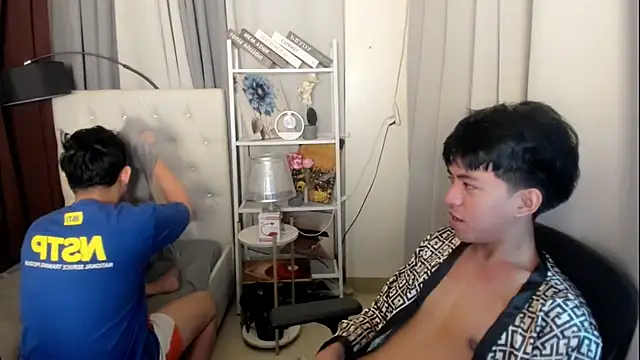 davincihugecock webcam