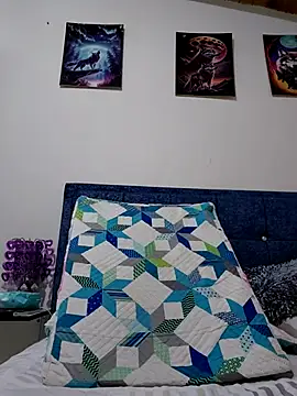 Iris_love18 webcam