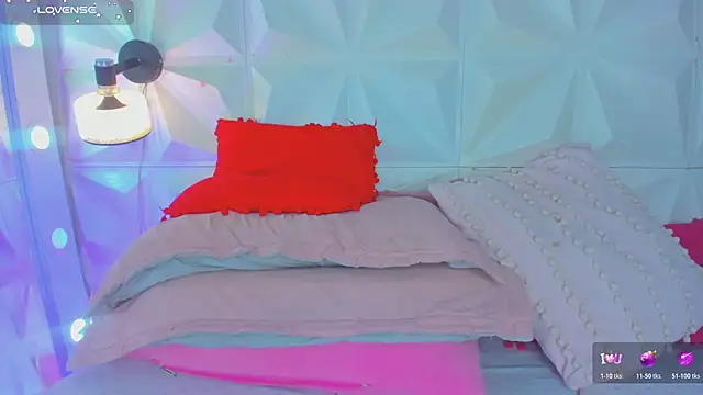 cute_latinaxxx webcam
